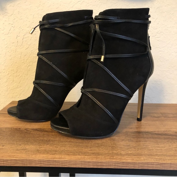 Guess Shoes - GUESS Ayana Peep Toe Laced Up Dress Ankle Boots - Black Multi size 6